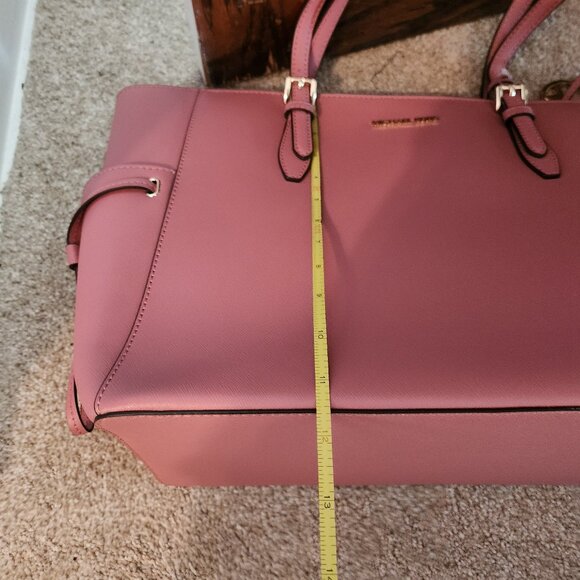 NWT Gilly Tote Michael Kors Leather Travel Shoulder Purse - Picture 14 of 15